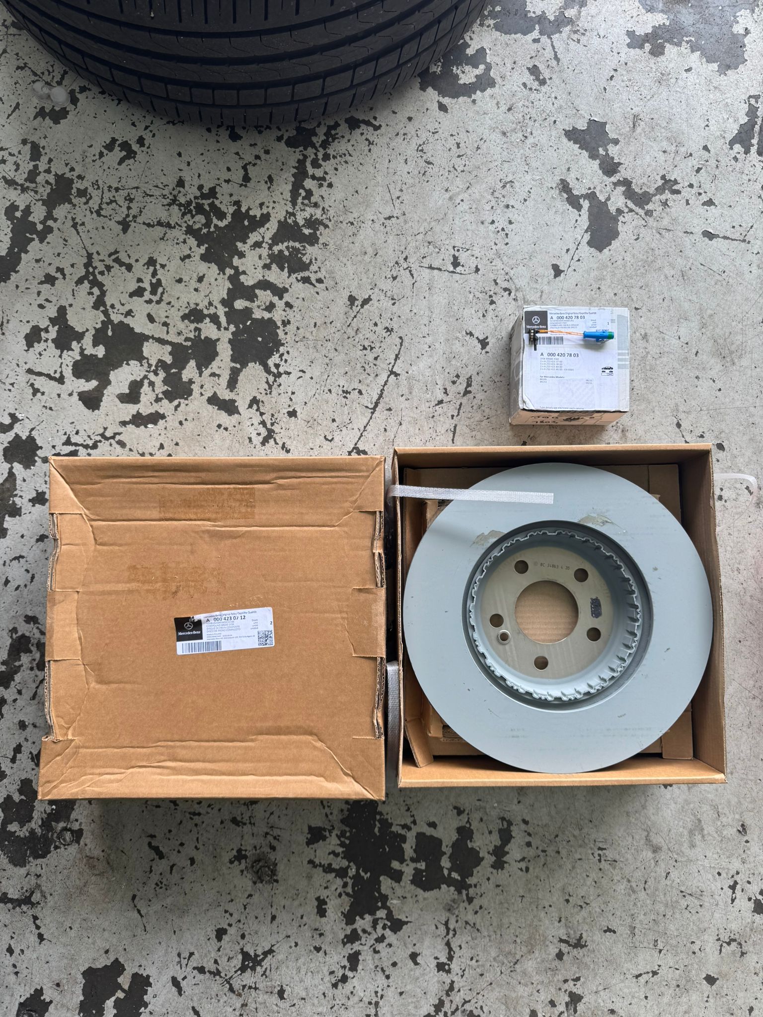 Rear brake disc replacement